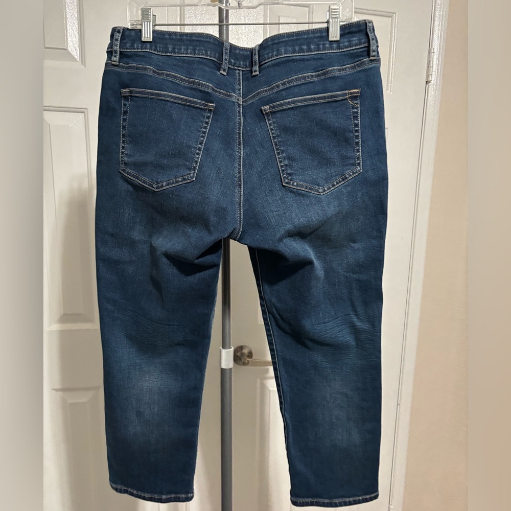 Tommy Bahama Dark Blue Denim Cropped Jeans - Picture 2 of 9